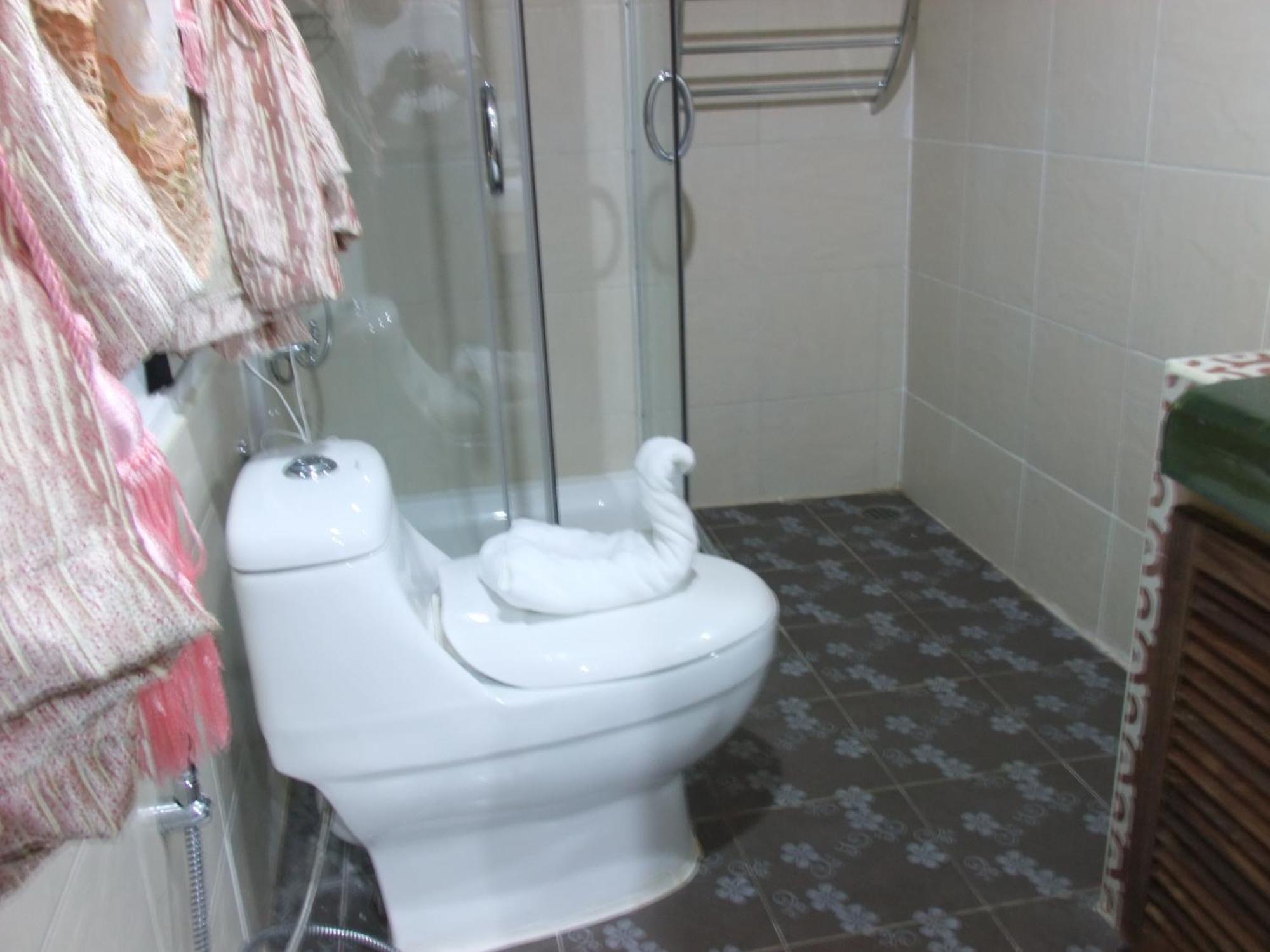 Panida Suite Hotel Бангкок Экстерьер фото